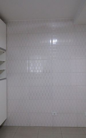 Casa para alugar com 94m², 2 quartos e 2 vagasCozinha