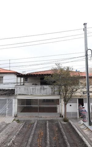 Casa para alugar com 94m², 2 quartos e 2 vagasQuarto 1 - vista