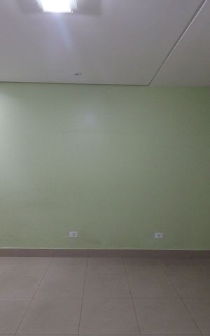 Casa para alugar com 94m², 2 quartos e 2 vagasSala