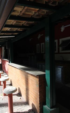 Casa de condomínio à venda com 120m², 3 quartos e 1 vagaÁrea Comum