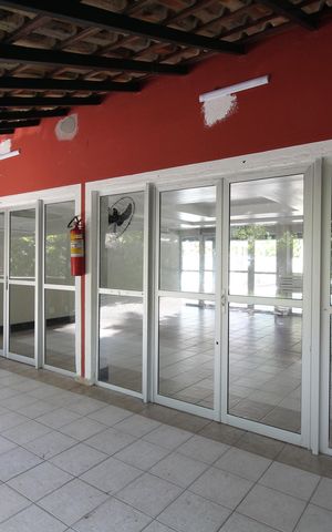 Casa de condomínio à venda com 120m², 3 quartos e 1 vagaÁrea Comum