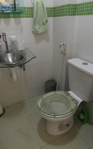 Casa de condomínio à venda com 120m², 3 quartos e 1 vagaLavabo