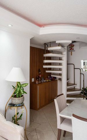 Apartamento à venda com 134m², 4 quartos e 2 vagasSala