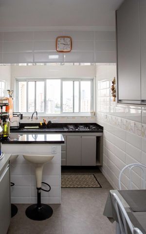 Apartamento à venda com 134m², 4 quartos e 2 vagasCozinha