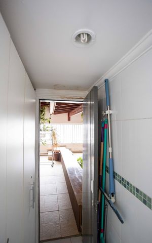 Apartamento à venda com 134m², 4 quartos e 2 vagasCloset