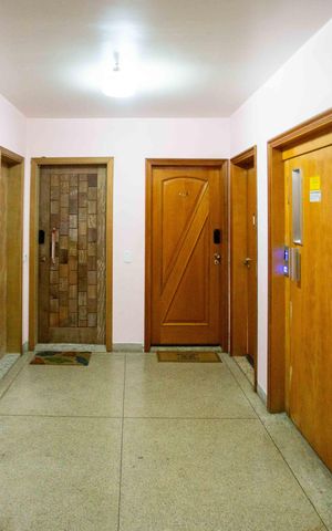 Apartamento à venda com 134m², 4 quartos e 2 vagasHall de entrada