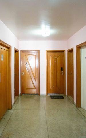 Apartamento à venda com 134m², 4 quartos e 2 vagasHall de entrada
