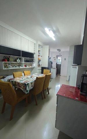 Apartamento à venda com 160m², 3 quartos e 2 vagas Apartamento à venda com 160m², 3 quartos e 2 vagasCozinha