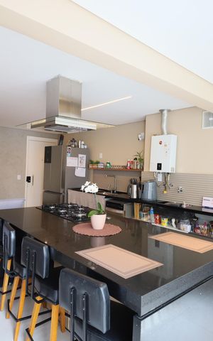 Apartamento à venda com 55m², 2 quartos e 1 vagaSala/Cozinha