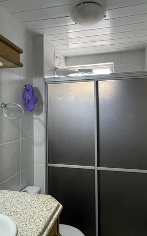 Apartamento para alugar com 55m², 2 quartos e 1 vaga Apartamento para alugar com 55m², 2 quartos e 1 vagaBanheiro
