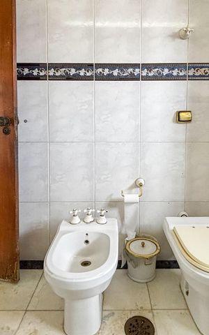 Casa para alugar com 300m², 3 quartos e 4 vagas
