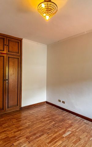 Casa para alugar com 300m², 3 quartos e 4 vagas