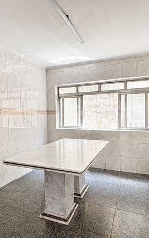 Casa para alugar com 300m², 3 quartos e 4 vagas