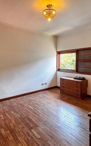 Casa para alugar com 300m², 3 quartos e 4 vagas