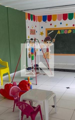 Apartamento para alugar com 85m², 2 quartos e 1 vaga Apartamento para alugar com 85m², 2 quartos e 1 vagaÁrea comum - Playground