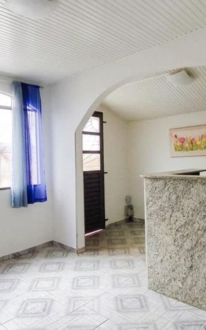 Casa à venda com 140m², 3 quartos e 1 vaga Casa à venda com 140m², 3 quartos e 1 vagaSala