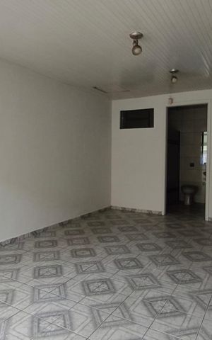 Casa à venda com 140m², 3 quartos e 1 vaga Casa à venda com 140m², 3 quartos e 1 vagaCozinha