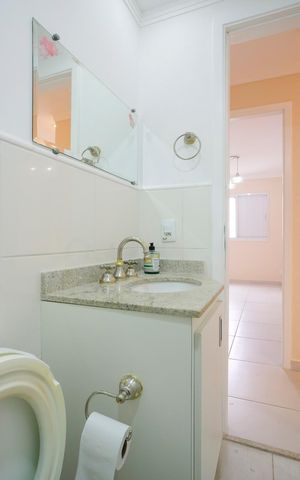 Apartamento para alugar com 66m², 2 quartos e 1 vagaBanheiro