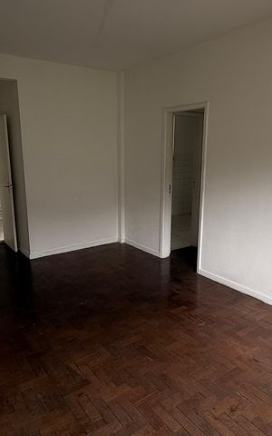 Apartamento para alugar com 74m², 2 quartos e 1 vagaSalas