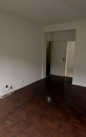 Apartamento para alugar com 74m², 2 quartos e 1 vagaSalas