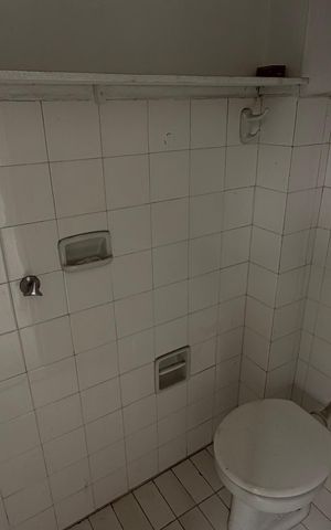 Apartamento para alugar com 74m², 2 quartos e 1 vagaBanheiro Serviço