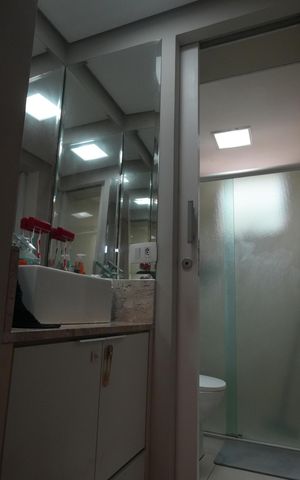 Apartamento à venda com 55m², 2 quartos e 1 vagaBanheiro Social