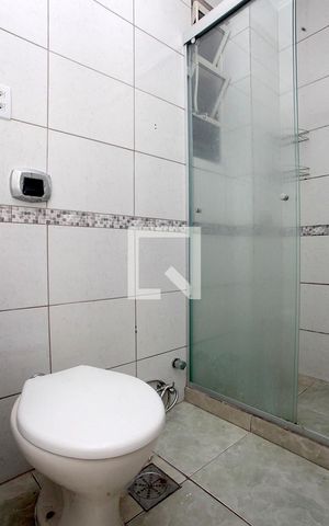 Apartamento para alugar com 138m², 2 quartos e 1 vaga Apartamento para alugar com 138m², 2 quartos e 1 vagaBanheiro 1