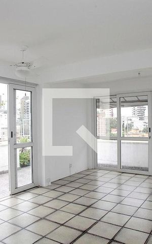 Apartamento para alugar com 138m², 2 quartos e 1 vaga Apartamento para alugar com 138m², 2 quartos e 1 vagaSala