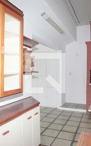 Apartamento para alugar com 138m², 2 quartos e 1 vaga Apartamento para alugar com 138m², 2 quartos e 1 vagaCozinha
