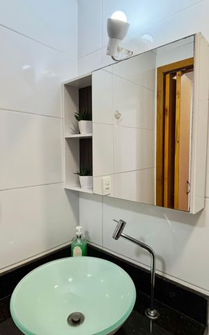 Apartamento à venda com 48m², 2 quartos e 1 vaga Apartamento à venda com 48m², 2 quartos e 1 vagaBanheiro
