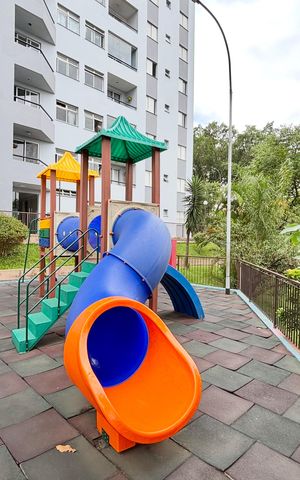 Apartamento à venda com 48m², 2 quartos e 1 vaga Apartamento à venda com 48m², 2 quartos e 1 vagaÁrea comum - Playground