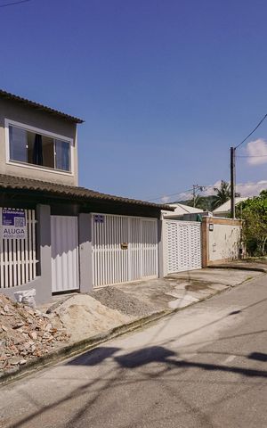 Casa para alugar com 100m², 2 quartos e sem vaga Casa para alugar com 100m², 2 quartos e sem vagaFachada