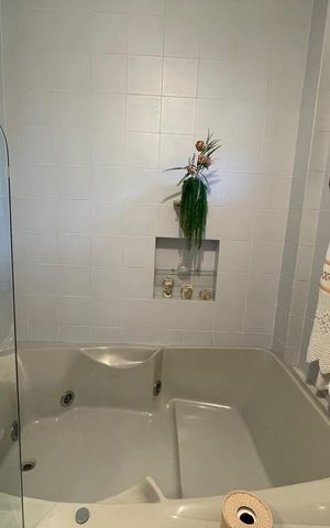 Casa à venda com 602m², 4 quartos e 2 vagas