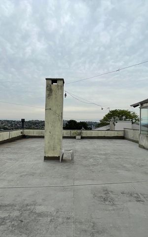 Casa à venda com 602m², 4 quartos e 2 vagas