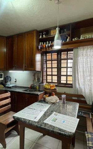 Casa à venda com 602m², 4 quartos e 2 vagas