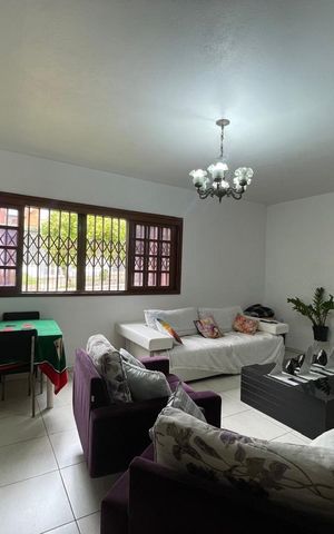 Casa à venda com 602m², 4 quartos e 2 vagas