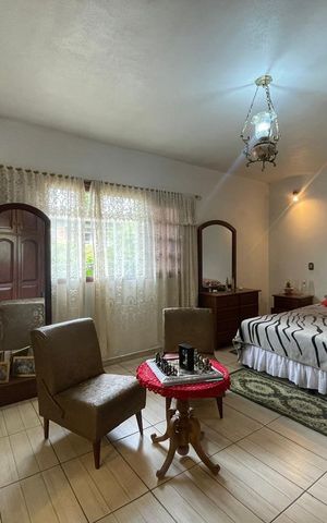 Casa à venda com 602m², 4 quartos e 2 vagas