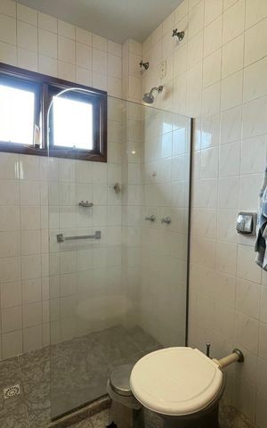 Casa à venda com 602m², 4 quartos e 2 vagas