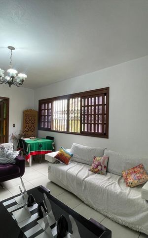 Casa à venda com 602m², 4 quartos e 2 vagas