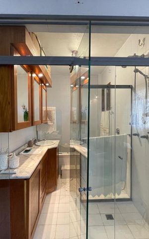 Casa à venda com 602m², 4 quartos e 2 vagas