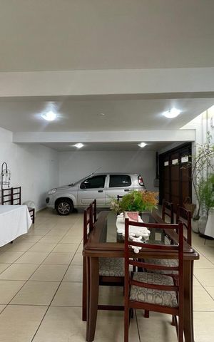 Casa à venda com 602m², 4 quartos e 2 vagas