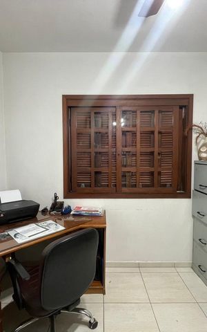 Casa à venda com 602m², 4 quartos e 2 vagas