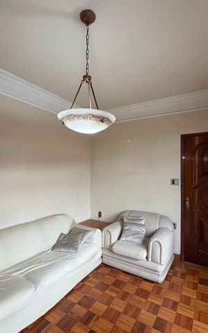 Apartamento à venda com 90m², 3 quartos e 2 vagas Apartamento à venda com 90m², 3 quartos e 2 vagasSala