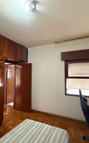 Apartamento à venda com 90m², 3 quartos e 2 vagas Apartamento à venda com 90m², 3 quartos e 2 vagasQuarto 3