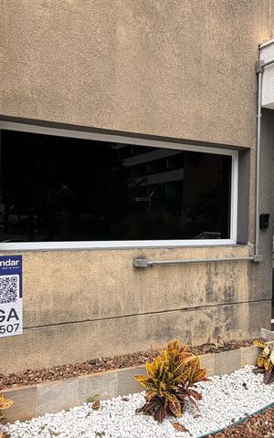 Apartamento para alugar com 56m², 2 quartos e 1 vaga Apartamento para alugar com 56m², 2 quartos e 1 vagaFachada
