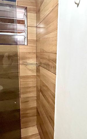 Studio para alugar com 38m², 1 quarto e sem vaga Studio para alugar com 38m², 1 quarto e sem vagaBanheiro