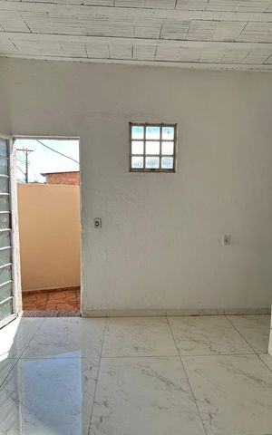 Casa para alugar com 110m², 2 quartos e sem vaga