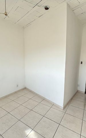 Casa para alugar com 110m², 2 quartos e sem vaga