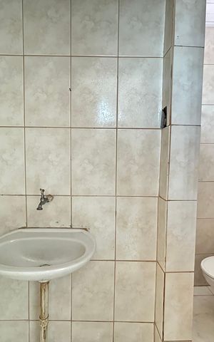 Casa para alugar com 110m², 2 quartos e sem vaga