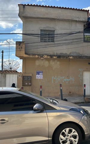 Casa para alugar com 110m², 2 quartos e sem vaga